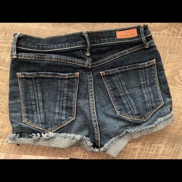 Abercrombie & Fitch Jean Shorts - Picture 2 of 4